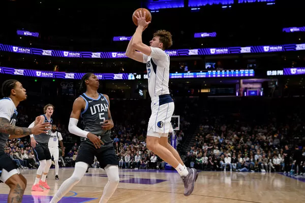 ▲獨行俠「旗子哥」弗拉格寫下史上第2次出現的新秀神紀錄。（圖／達志影像／美聯社）