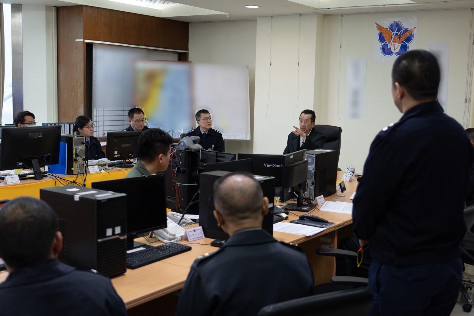 ▲▼國防部長顧立雄赴花蓮了解F-16V戰機搜救進度並代表總統賴清德慰問失聯飛官家屬，強調國軍不放棄任何希望，整合海、空與岸際能量全力搜救。（圖／國防部）