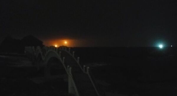 ▲▼三仙台鏡頭直擊海面照明彈，夜搜畫面曝光。（圖／翻攝自YouTube／東部海岸國家風景區管理處）