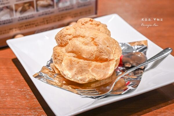 ▲▼長崎佐世保美食「蜂之家」75年老店，檸檬牛排＋巨無霸泡芙超好吃！（圖／部落客周花花提供）