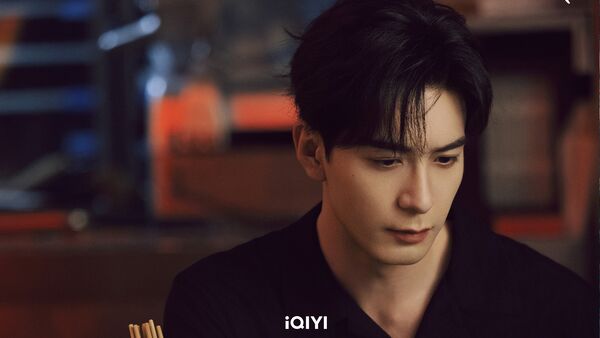 ▲《軋戲》由陳星旭、盧昱曉主演。（圖／iQIYI愛奇藝國際版提供）