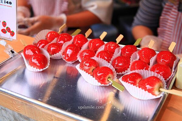 ▲▼大稻埕美食「路力草莓大福」，迪化街神級好吃草莓大福、草莓糖葫蘆。（圖／部落客萍子提供）