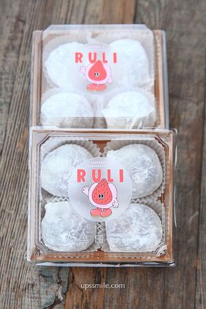 ▲▼大稻埕美食「路力草莓大福」，迪化街神級好吃草莓大福、草莓糖葫蘆。（圖／部落客萍子提供）