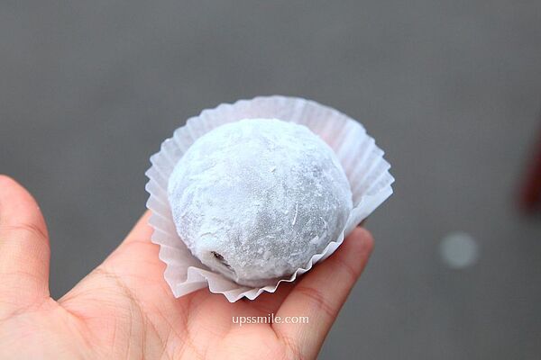 ▲▼大稻埕美食「路力草莓大福」，迪化街神級好吃草莓大福、草莓糖葫蘆。（圖／部落客萍子提供）