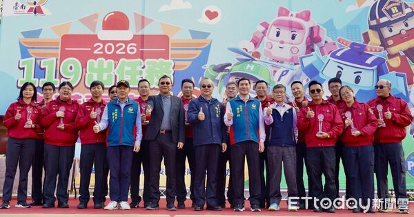 ▲台南市消防局舉辦「119出任務 守護台南GO」活動，吸引親子闖關學防火。（記者林東良翻攝，下同）