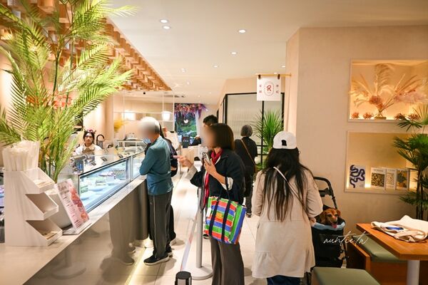 ▲▼花蓮壽豐車站美食「常紅蛋糕Redever cake」，極度濃郁榴槤千層。（圖／部落客水晶提供）