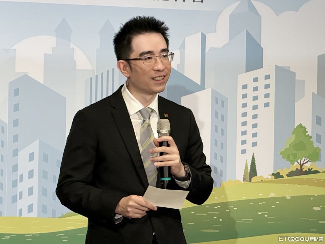 ▲▼信義房屋董事長周耕宇。（圖／記者潘姿吟攝）