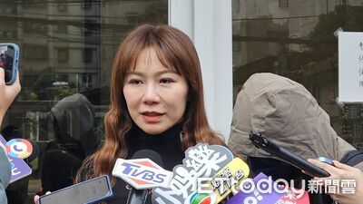 佩甄哭腫雙眼！弔念曹西平「連離開都那麼瀟灑」：希望在天上都好