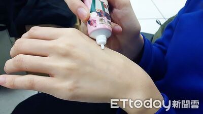 一擦護手霜「秒冒出一堆事」　根本白擦了！萬人共鳴：真的欸