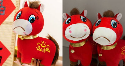 嘴巴不小心縫反!陸「哭哭馬」玩偶爆紅 老闆笑:訂單多到做不完