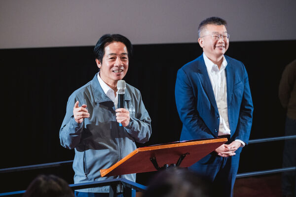 ▲總統賴清德希望大家進戲院看紀錄片《冠軍之路》。（圖／牽猴子提供）