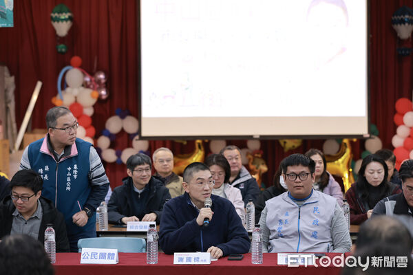 ▲基隆中山區公民座談今登場 謝國樑面對面傾聽在地聲音。（圖／記者郭世賢翻攝）