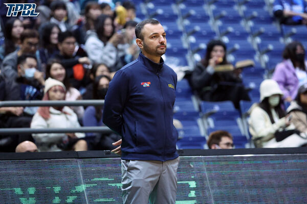 ▲新北中信特攻總教練莫米爾、曾文鼎、林韋翰。（圖／TPBL、新北中信特攻提供）