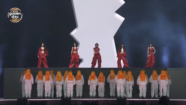 ▲▼金唱片／LE SSERAFIM超狂齊舞！大巨蛋瞬間成夜店　20名。（圖／翻攝自Disney+）