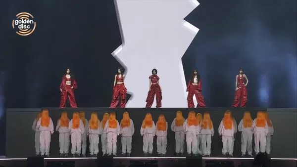 ▲▼金唱片／LE SSERAFIM超狂齊舞！大巨蛋瞬間成夜店　20名。（圖／翻攝自Disney+）