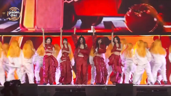 ▲▼金唱片／LE SSERAFIM超狂齊舞！大巨蛋瞬間成夜店　20名。（圖／翻攝自Disney+）