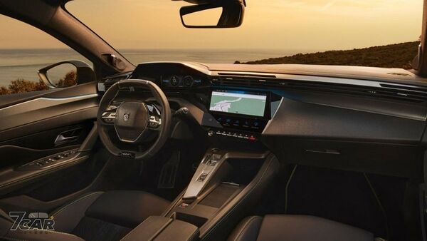 法式前衛魅力再進化　小改款 Peugeot 408 正式登場