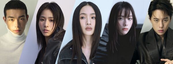 ▲林依晨率領師弟妹林奕嵐、牧森、袁漠遙、孫麥傑一同拍攝年曆。（圖／周子娛樂提供）