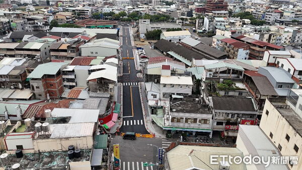 ▲草屯鎮和平街瓶頸路段拓寬，10日正式通車。（圖／南投縣政府提供，下同）