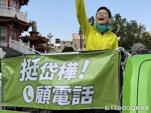 ▲林岱樺頂著新造型「小平頭」掃街，非常吸引目光             。（圖／記者吳世龍攝）