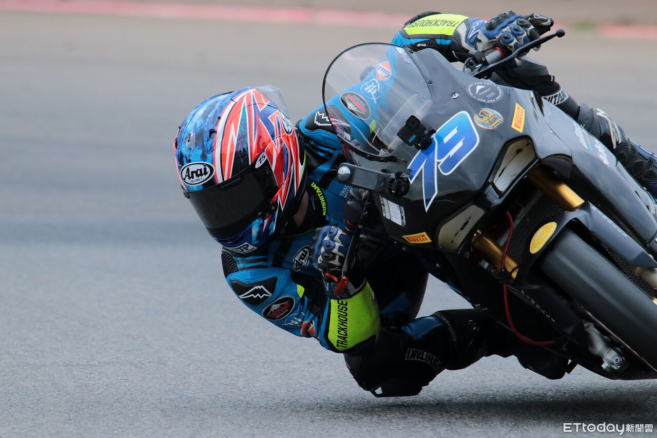 ▲日本MotoGP重機賽車手「小椋藍再次來台」！偕3好友同場切磋車技。（圖／記者張慶輝攝）