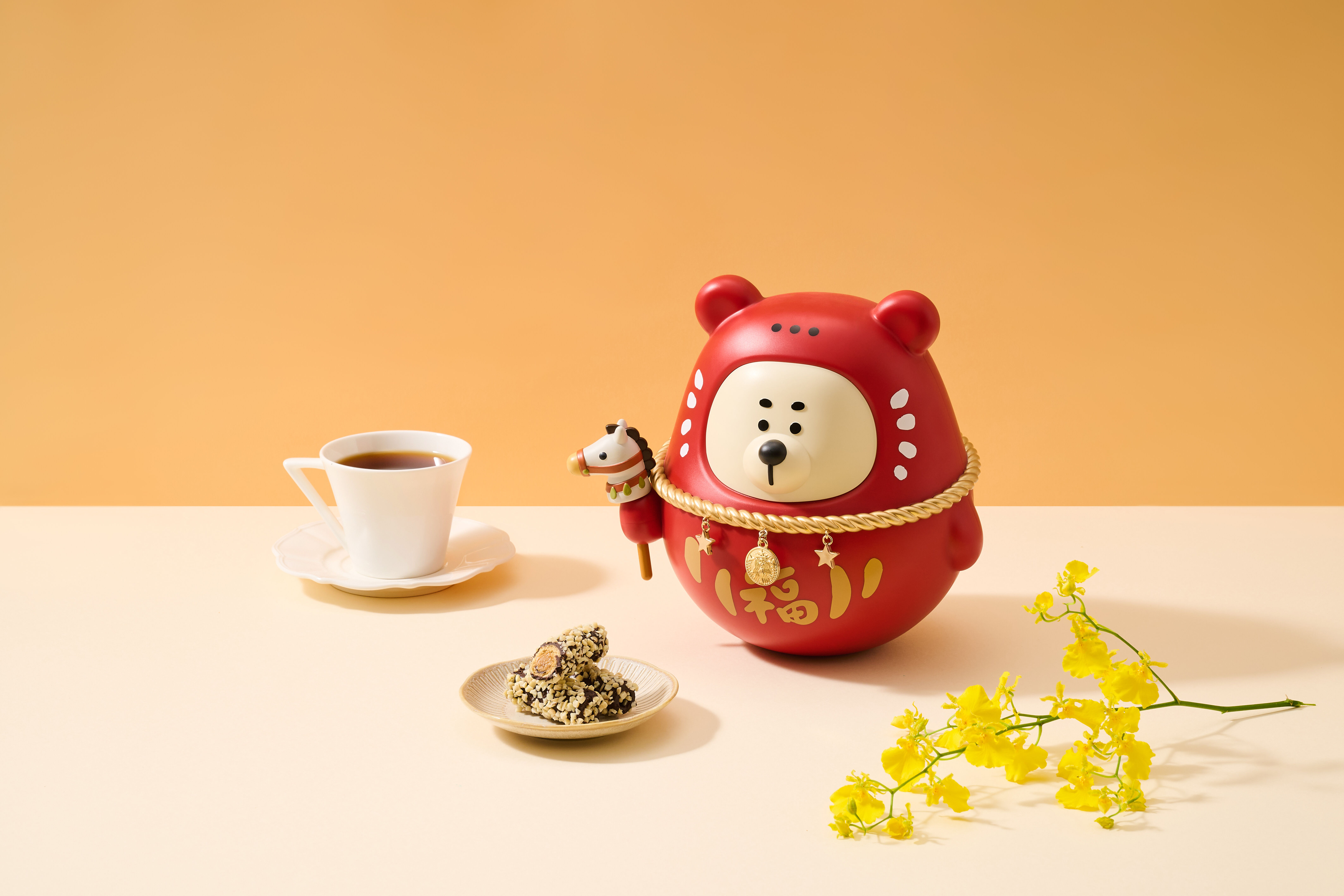 ▲星巴克、伯朗咖啡館春節禮盒。（圖／品牌提供）