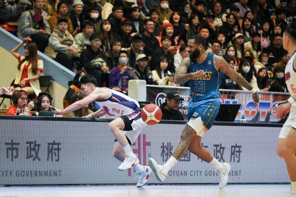 ▲領航猿盧峻翔、李家慷、哥倫特、林志傑。（圖／PLG職籃提供）