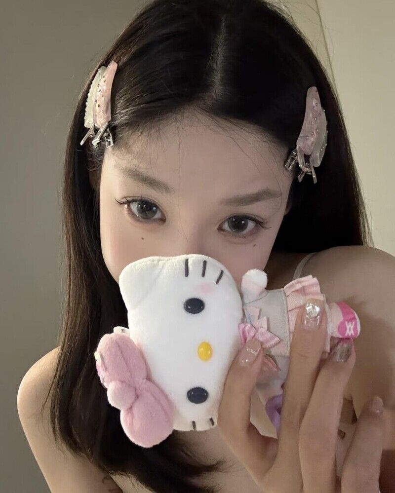 Y2K最新流行髮飾是這款！ILLIT掀起的「머꾸趨勢」不只時髦還超有個性