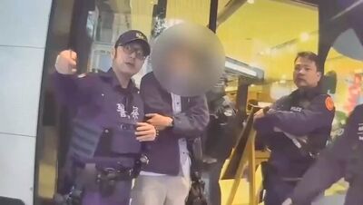 北捷中山站偷拍狼出沒！鏡頭伸到正妹短裙下...手機驚藏600張