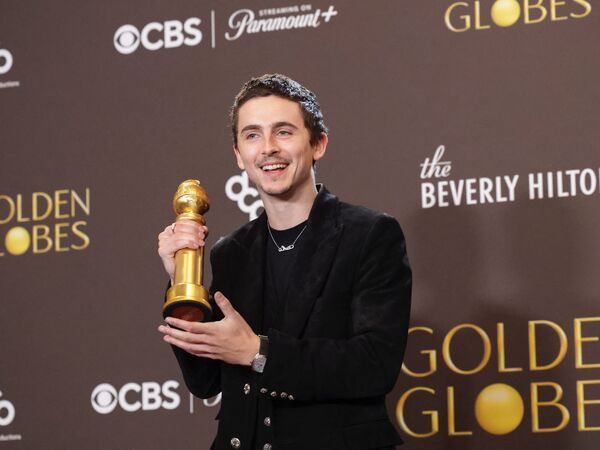 金球獎／「甜茶」鑽豹加身封影帝　Lisa短頸鍊配金屬裝閃爆全場