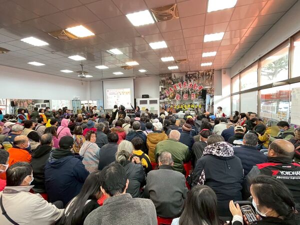 ▲因為有愛，天冷心卻暖，115年「扶輪有愛，迎向朝陽」再度關懷弱勢溫暖人心。(圖／郭昭巖議員辦公室提供。）