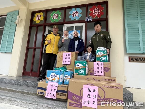 ▲台東軍人號召親友送暖。（圖／記者楊晨東翻攝）