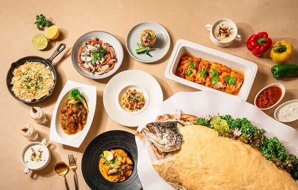 ▲台北新板希爾頓酒店祭出「GET YOUR LUCK」住房專案，即日起至3月31日，平日每晚3,990元起，入住即贈好運泡澡沐浴球盲盒。（圖／業者提供）