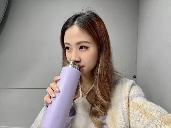 ▲水壺、保溫杯。（圖／記者黃稜涵攝）