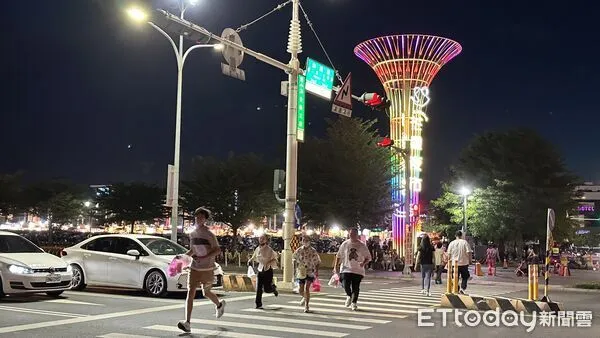 ▲▼     花園夜市        。（圖／記者張雅雲攝）