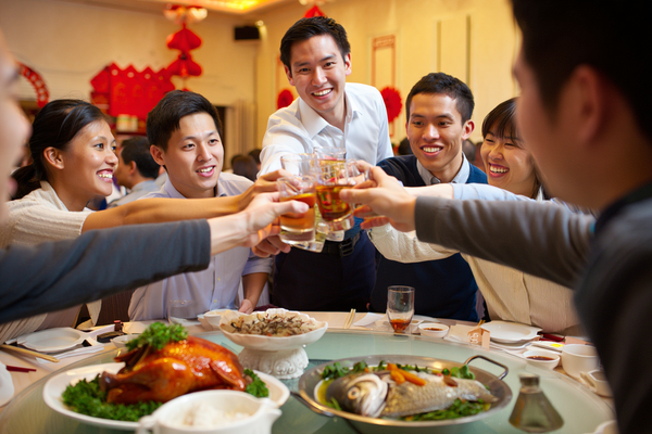 ▲大寒,呼氣,冬天,大掃除,寫工作,敲杯。（AI協作圖／記者胡至欣製作，經編輯審核）