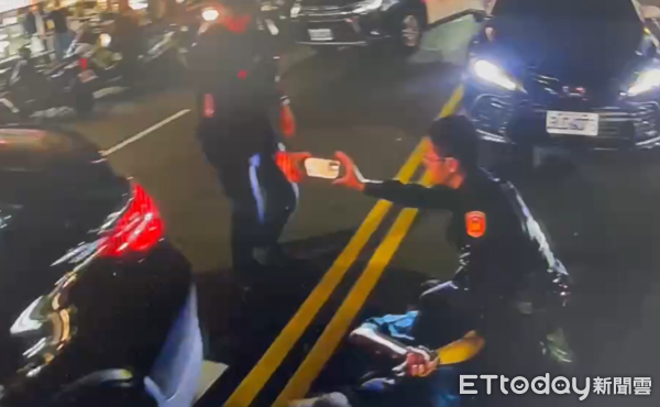 ▲▼男子心虛拒檢逃逸 警攔查發現竟是酒駕。（圖／記者賴文萱翻攝）