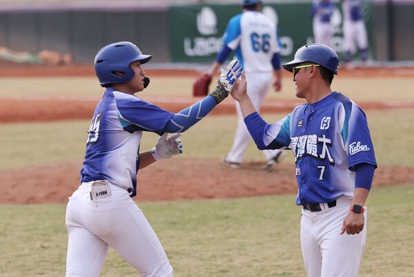 ▲台體陳柏儒開轟。（圖／大專體總提供）