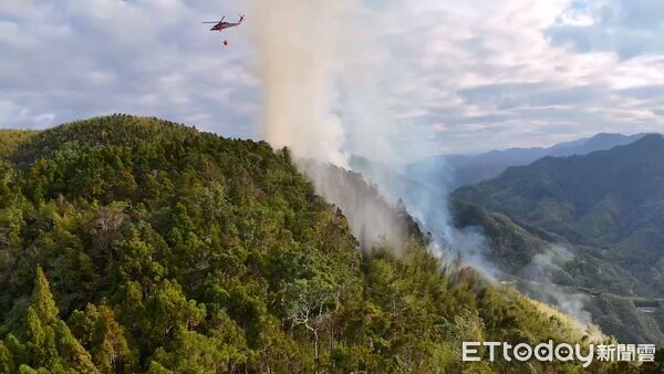 ▲▼ 古坑鄉草嶺村石壁飯店後方山林 。（圖／記者游瓊華翻攝）