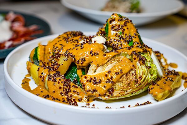 ▲▼台北東區餐酒館「緩緩FABULA」，藏身鬧區的質感約會、歲末聚餐首選。（圖／部落客珊莎提供）