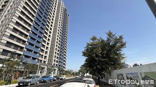 ▲▼    鼎宇橋頭新市鎮         。（圖／記者張雅雲攝）