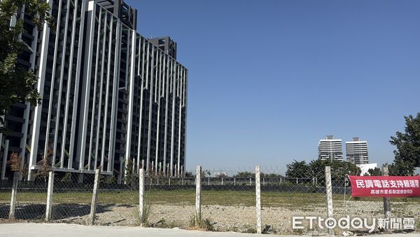 ▲▼    鼎宇橋頭新市鎮         。（圖／記者張雅雲攝）