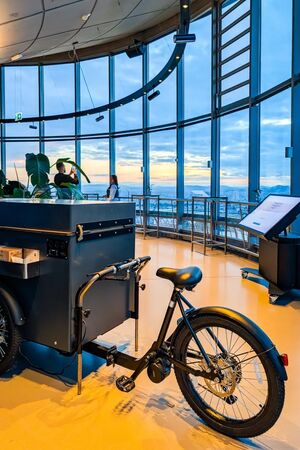 ▲▼維也納多瑙河塔觀景台介紹。（圖／部落客travel with leo提供）