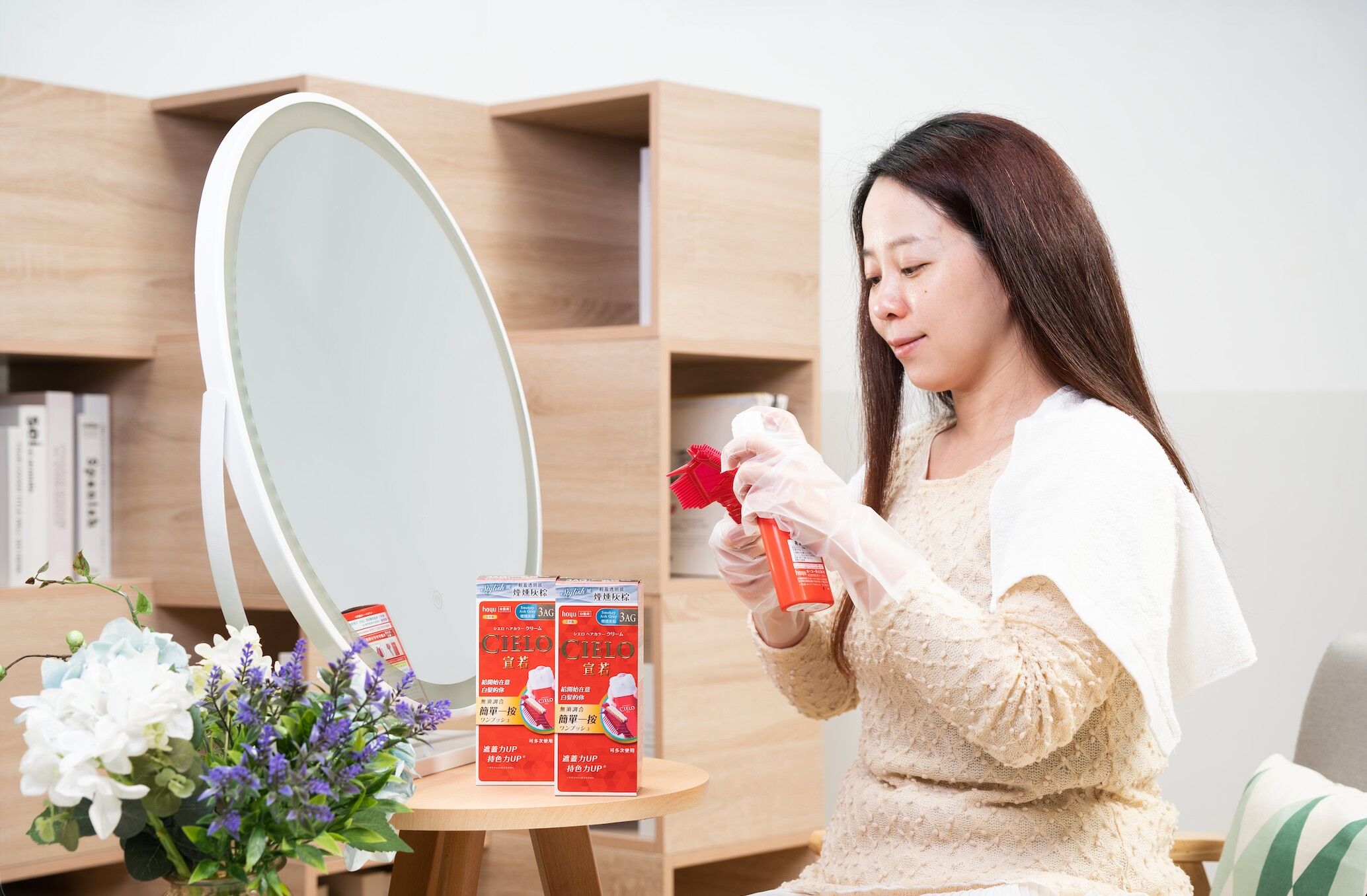 ▲▼4白髮,補染,居家染髮,染髮霜,過年,造型,護髮,宣若,農曆春節。（圖／資料照）