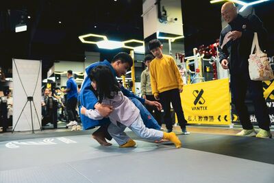 從倉庫到三百坪殿堂！梵帝仕首創全齡友善場域、防身術也能優雅