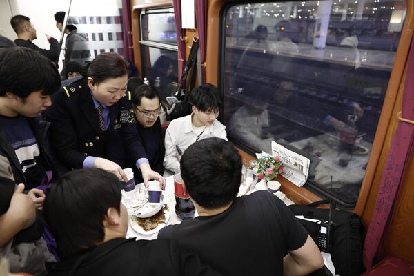 ▲運行29年的普速「滬港直達車」正式停駛。（圖／CFP）