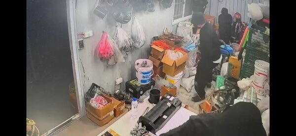 ▲▼台中工地電纜線頻失竊，3名慣犯全身黑默契有紀律。（圖／民眾提供，下同）