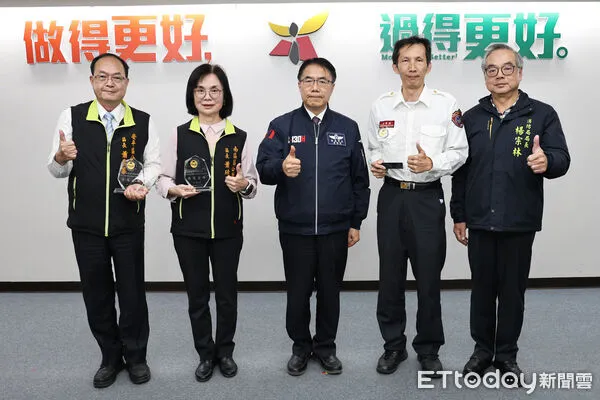 ▲台南市在緊急救護與防災整備兩大關鍵領域再傳捷報，市長黃偉哲13日於市政會議中肯定消防局及基層夥伴的專業表現。（圖／記者林東良翻攝，下同）