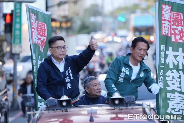 ▲高雄市長參選人賴瑞隆13日南下台南，與立委林俊憲合體，宣示推動「南高連線」，打造幸福生活圈。（記者林東良翻攝，下同）