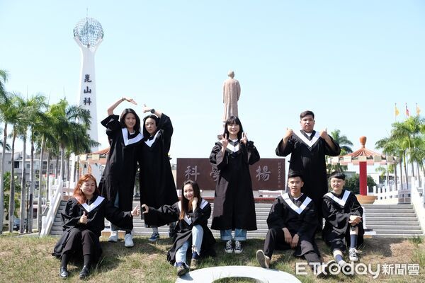 ▲崑山科技大學近兩年註冊率逆勢上升8.44%，在少子化浪潮中交出亮眼成績單，將針對績優教師祭出最高3個月年終獎金。（圖／記者林東良翻攝，下同）